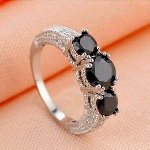 New 3 Stone Black Sapphire 925 Silver Ring.